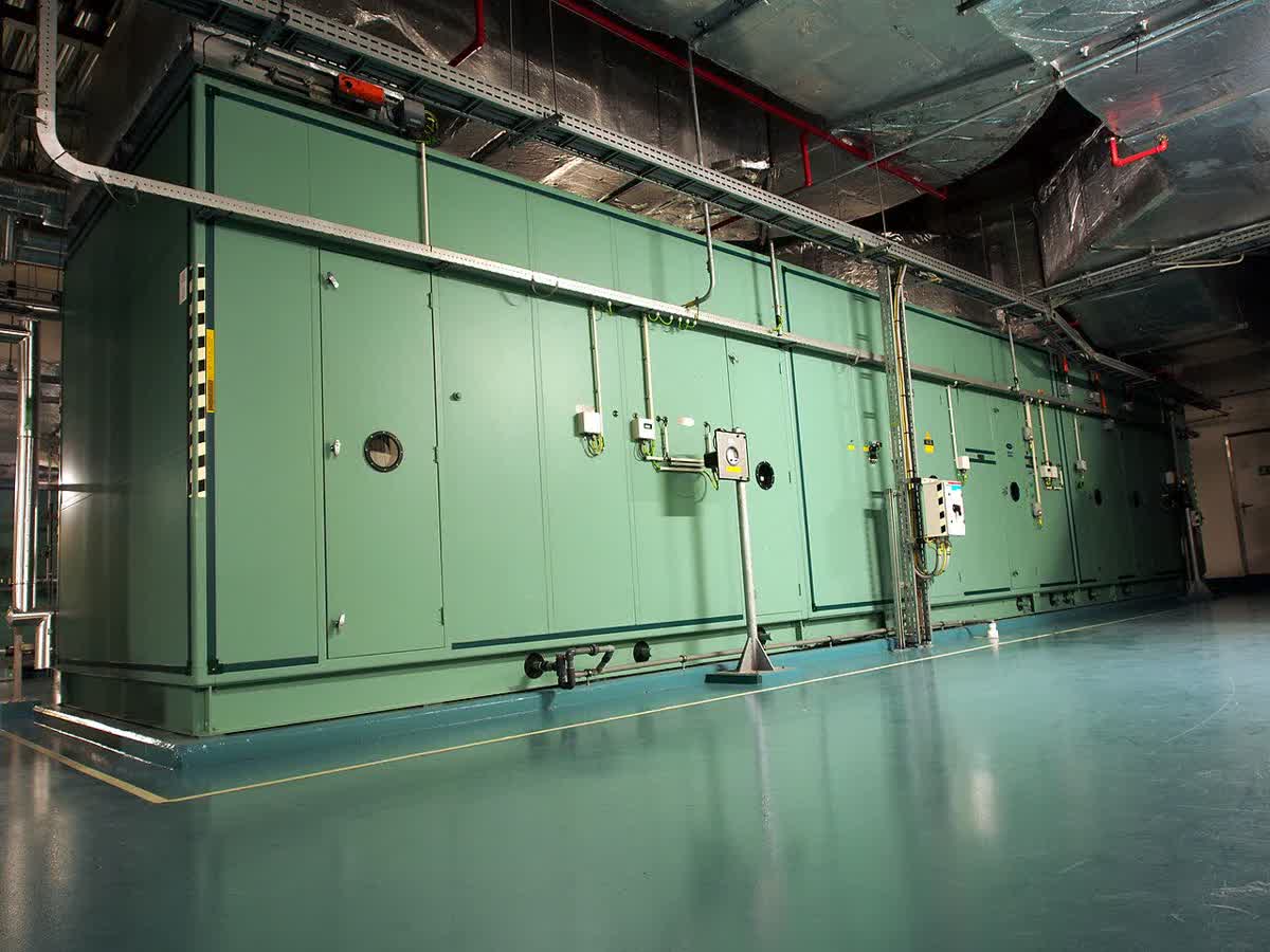 AC repair technician in Firestone, CO